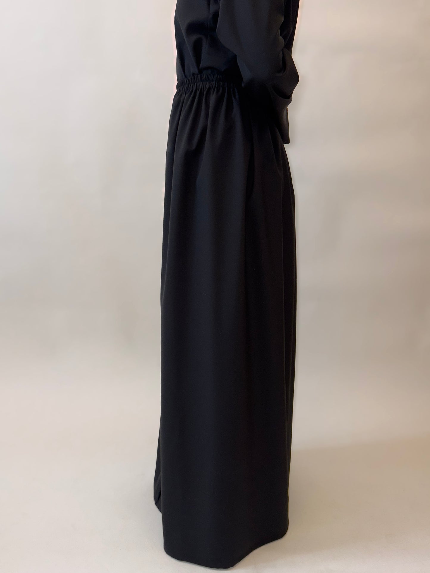 Fusta cu Elastic (100% lână)