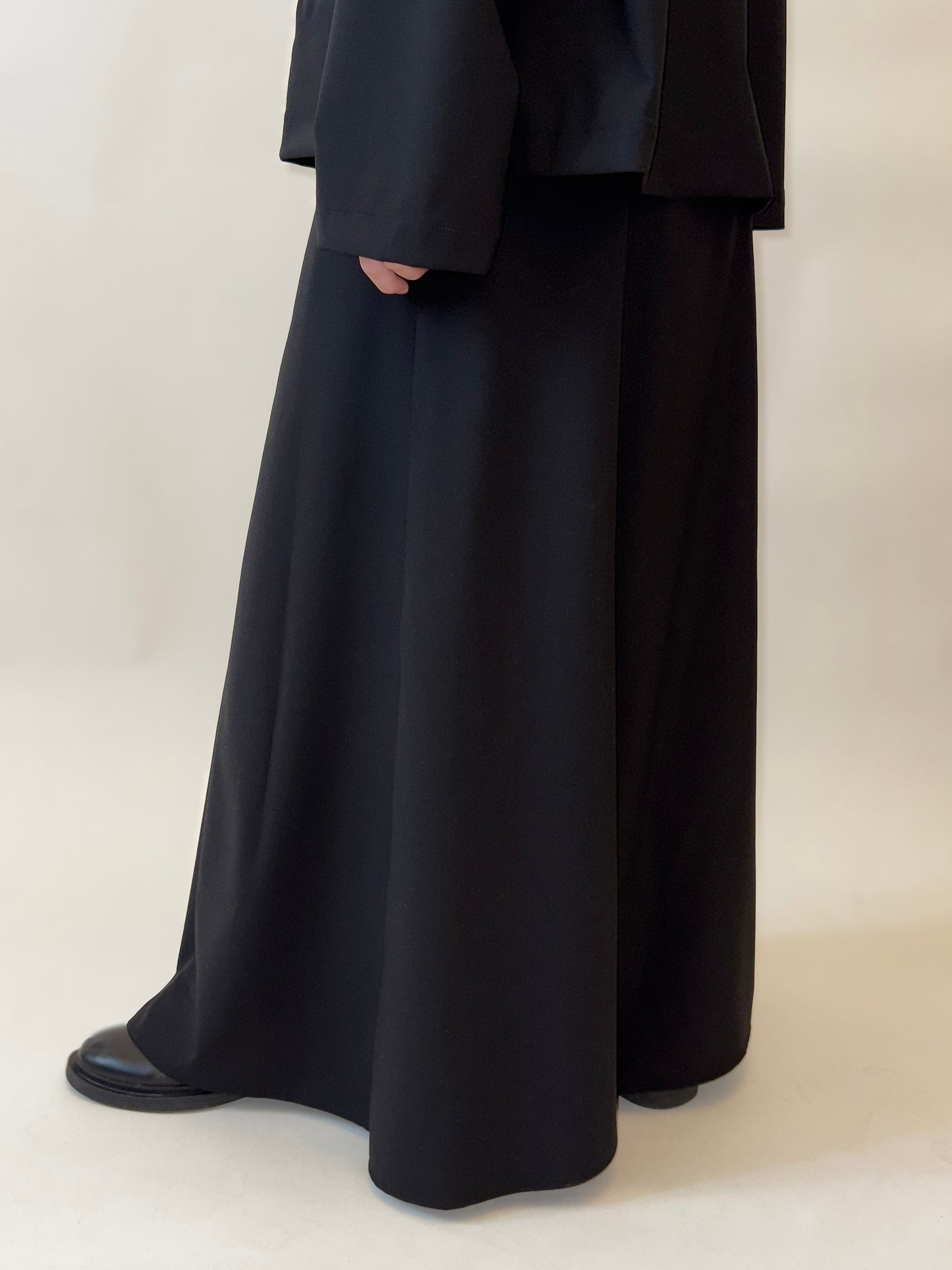 Fusta cu Elastic (100% lână)